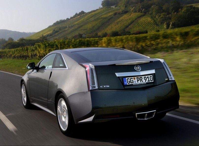 Cadillac CTS Coupe 2012