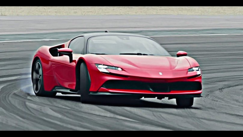 Новая Феррари sf90