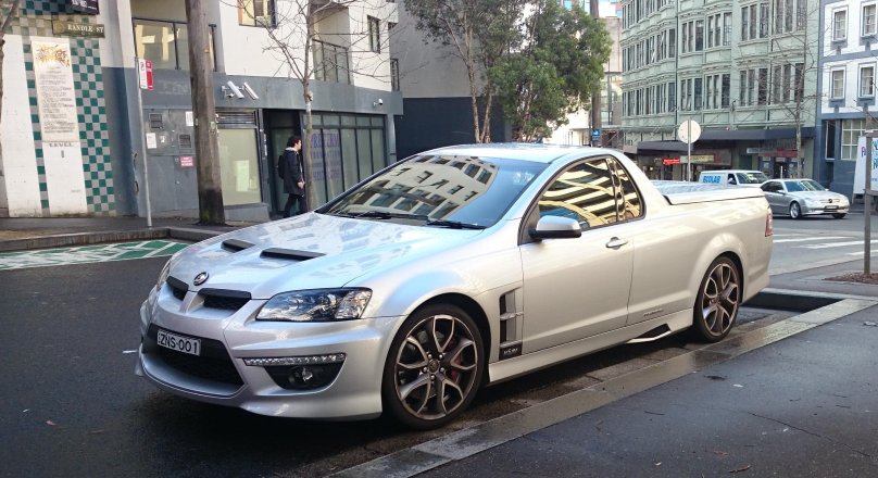 Holden Maloo HSV r8 ночь