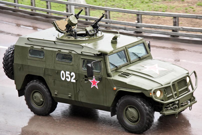 ГАЗ 2330 тигр военный