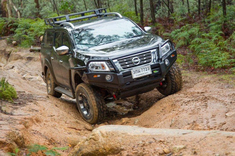 Nissan np300 off Road