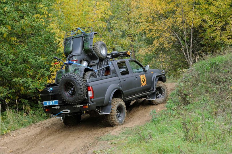 Nissan np300 подготовленный