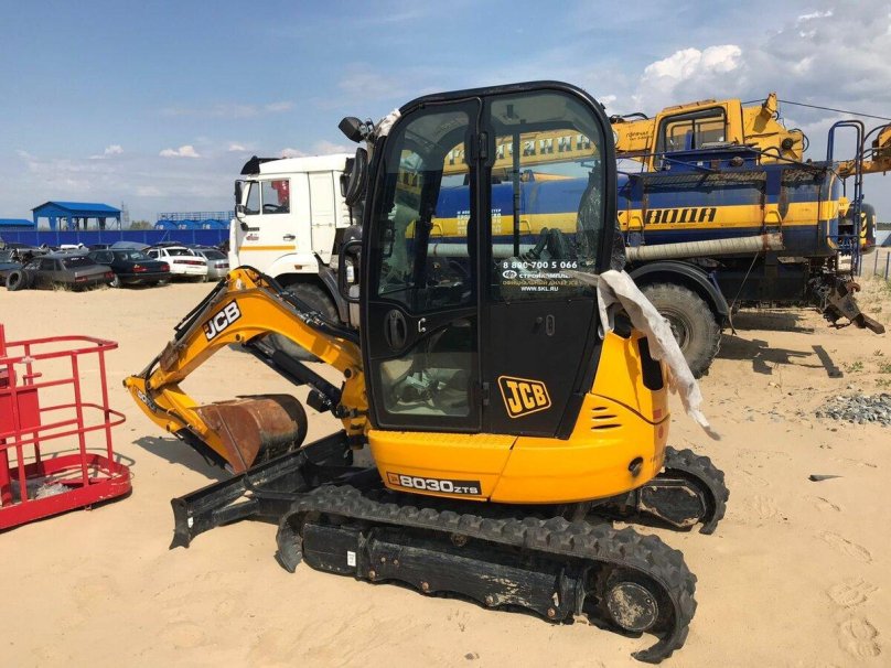 JCB 8030 ZTS панель приборов