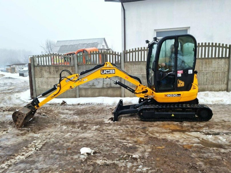 JCB 8030