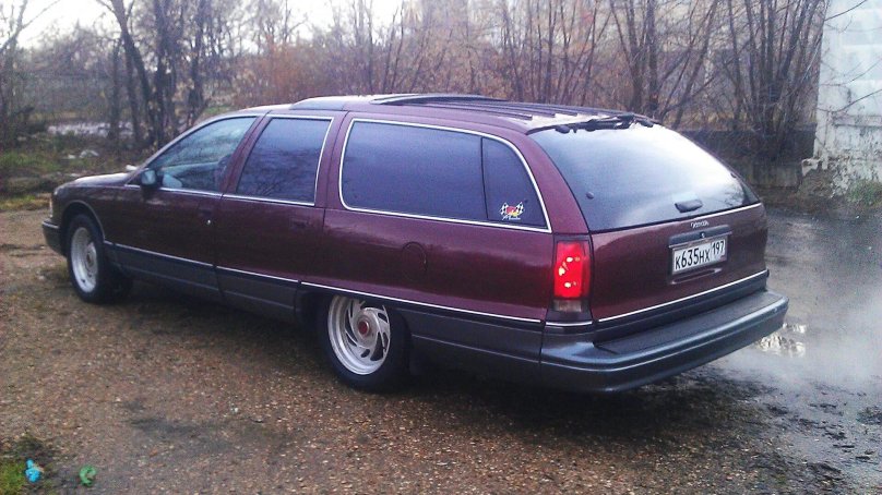 Oldsmobile Custom Cruiser 1991
