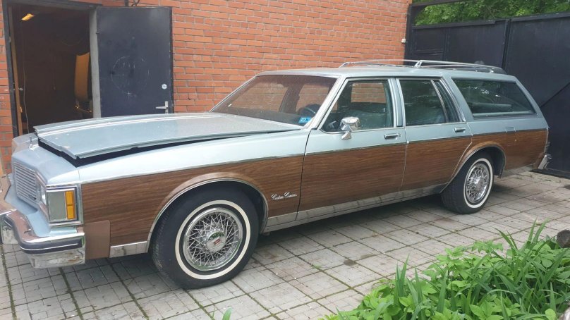 Oldsmobile Custom Cruiser 1974