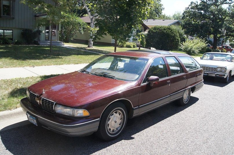 Oldsmobile Custom Cruiser 1992