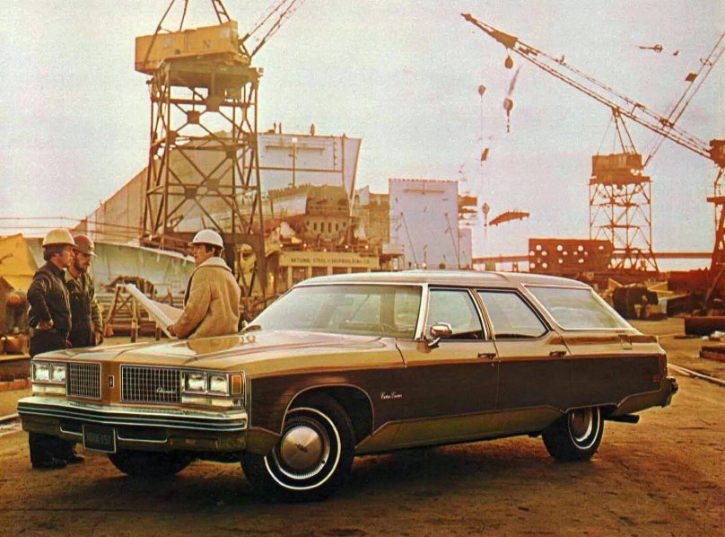 Oldsmobile Vista Cruiser 1976