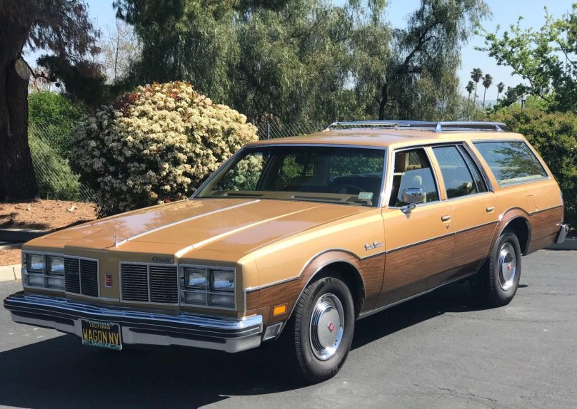 Oldsmobile Cruiser Wagon