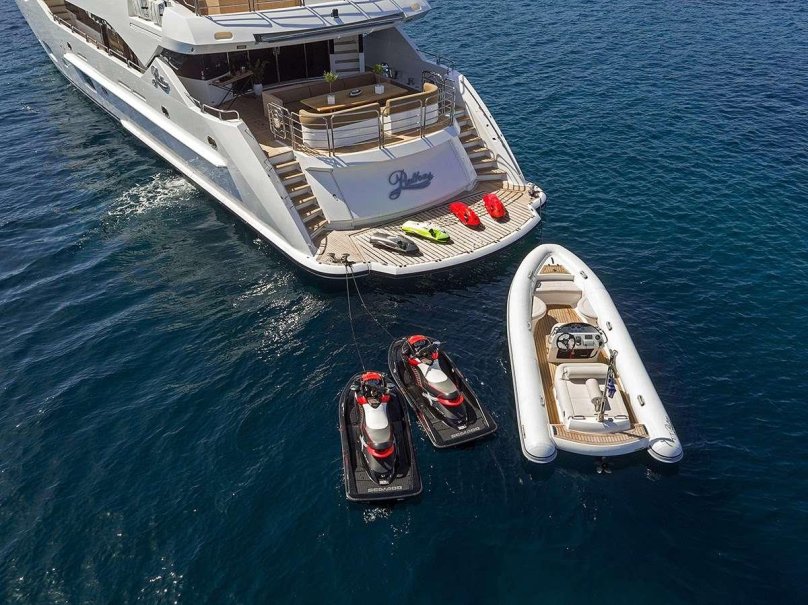 Yacht Superyacht Sunseeker 131