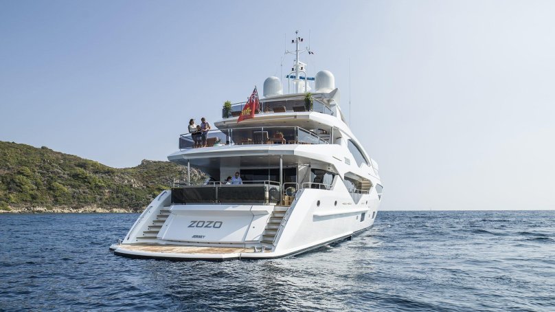 Yacht Superyacht Sunseeker 131