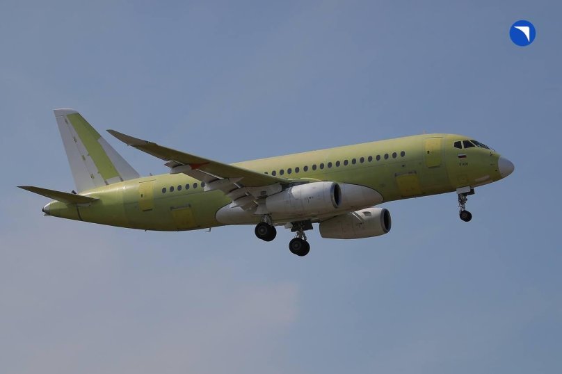 Sj100 самолет