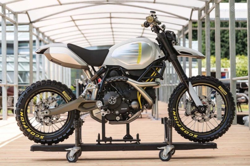 Внедорожный мотоцикл Scrambler Ducati