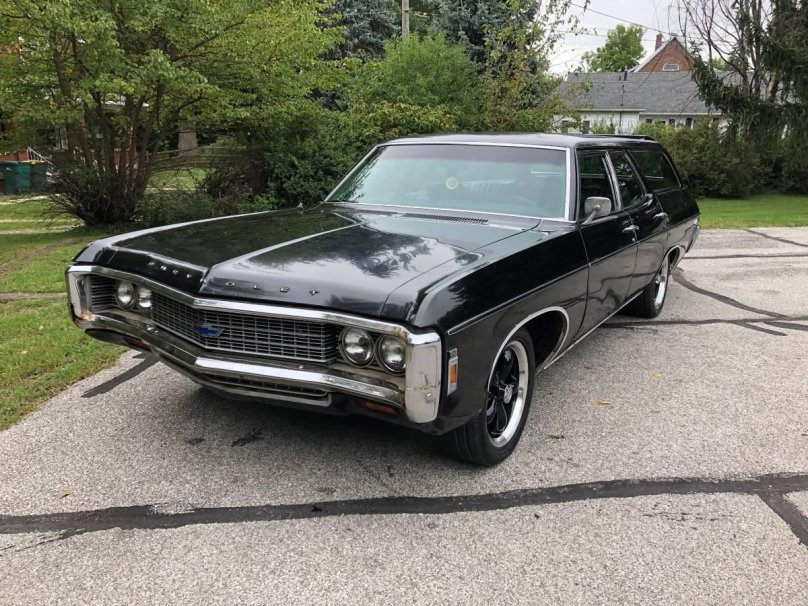 1969 Chevrolet Kingswood Wagon.