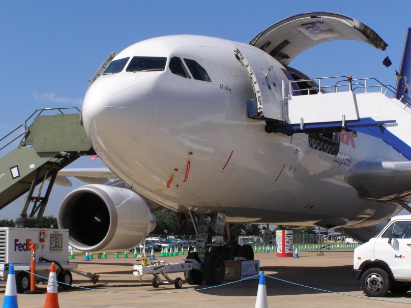 Боинг 747 грузовой