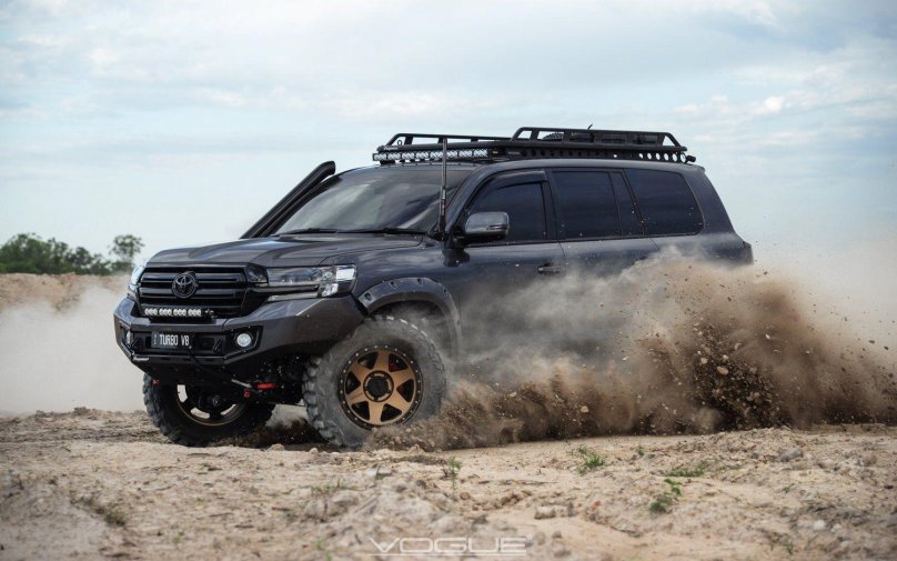 Ленд Крузер офф роуд