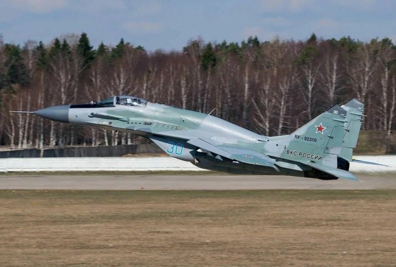 Истребитель миг-29смт