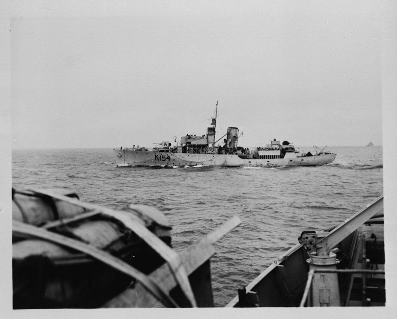 HMCS Camrose 1940