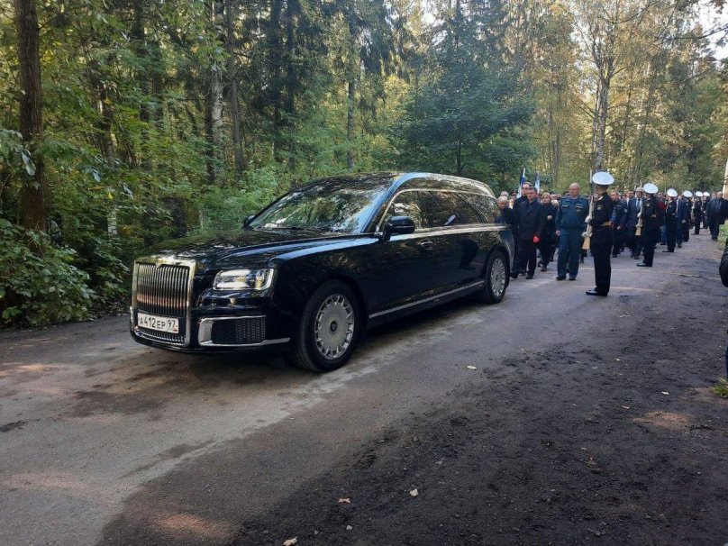 Могила министра МЧС Зиничева