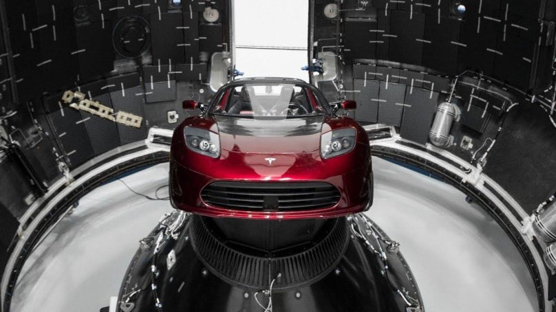 Тесла родстер 2008 Илона маска