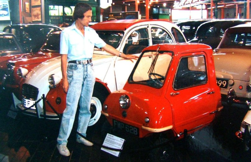 Самый маленький микроавтомобиль в мире