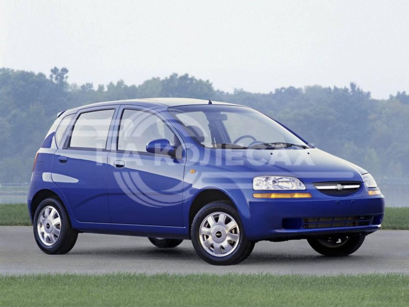 Chevrolet Aveo т200 хэтчбек