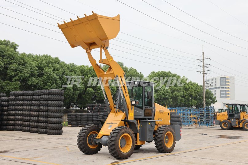 Фронтальный погрузчик CDM 932