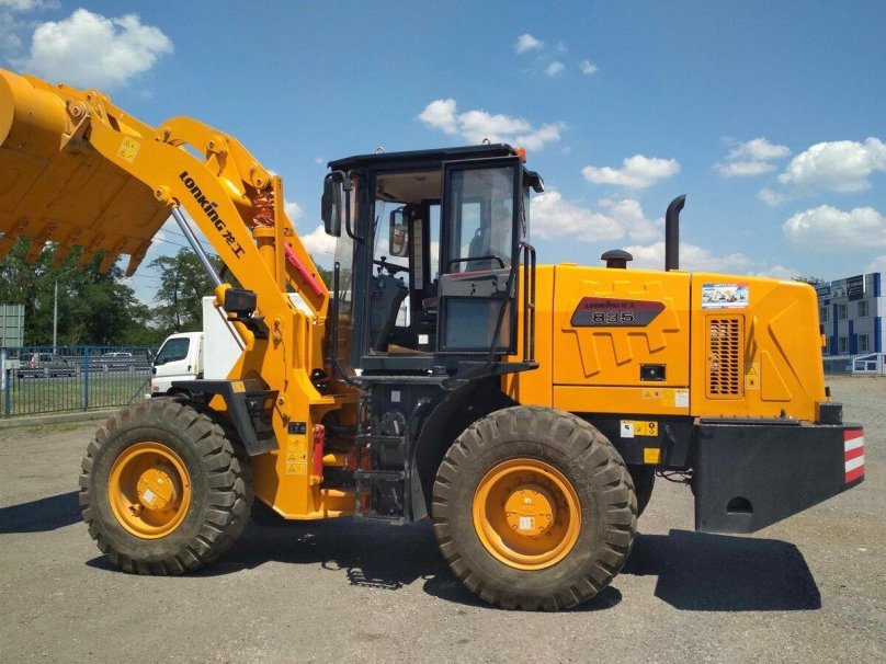 Фронтальный погрузчик Lonking cdm835