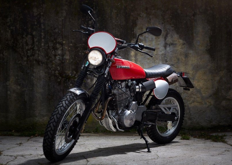Honda SLR 650 Scrambler