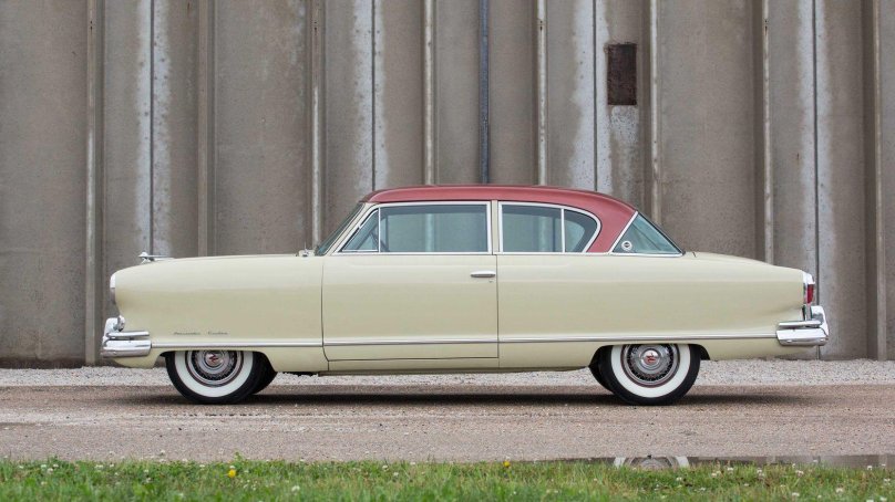 Nash Ambassador 1951