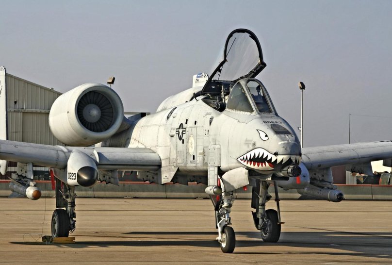 Американский Штурмовик a-10 Thunderbolt