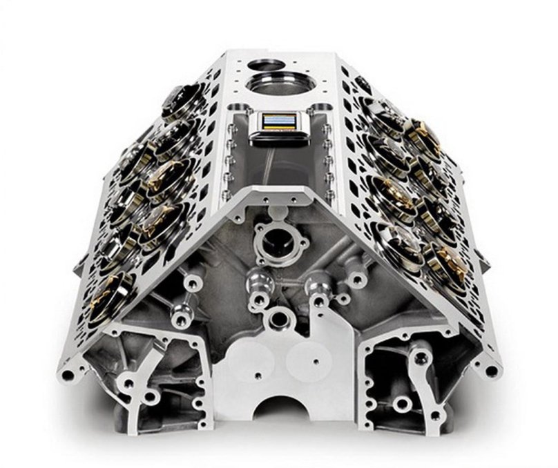 W16 двигатель Bugatti