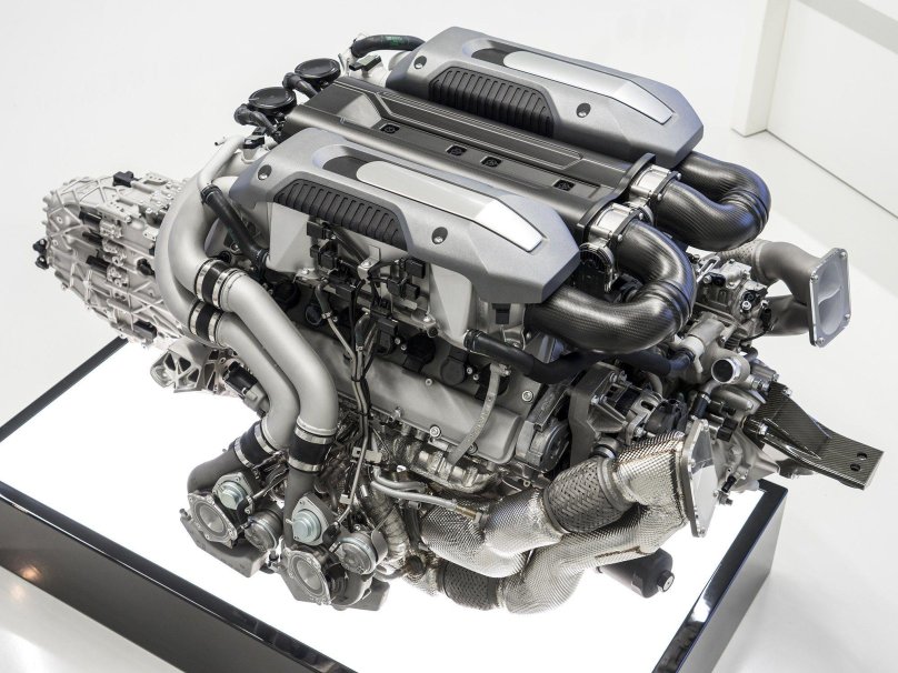 Двигатель Бугатти ЧИРОН