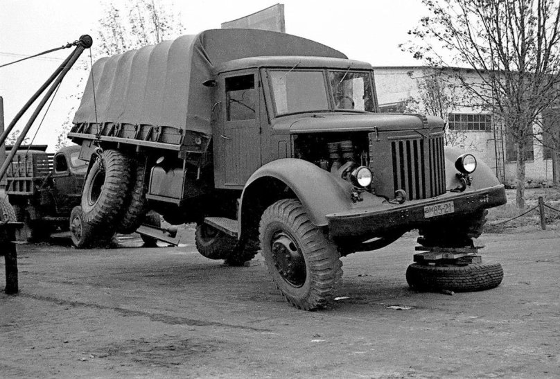 МАЗ-200 грузовой