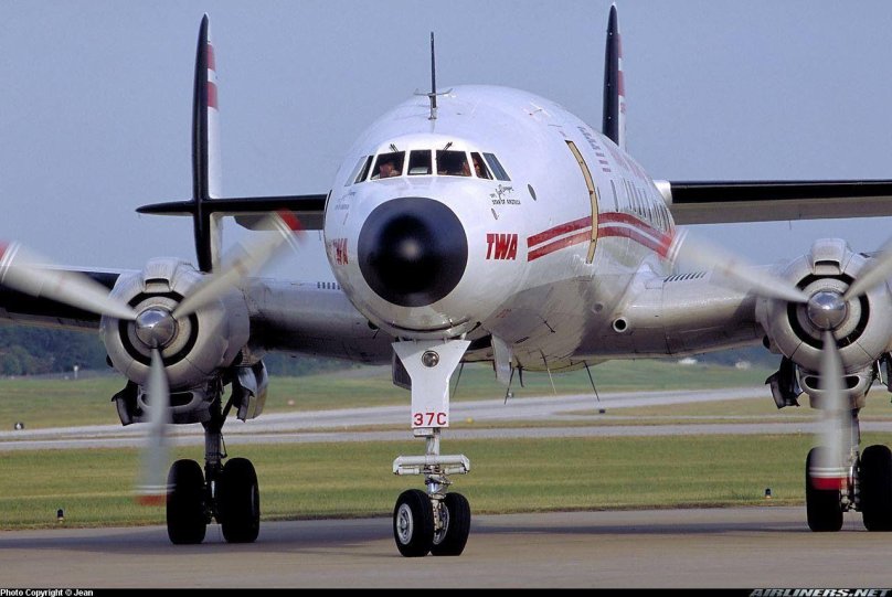 L-1049 super Constellation