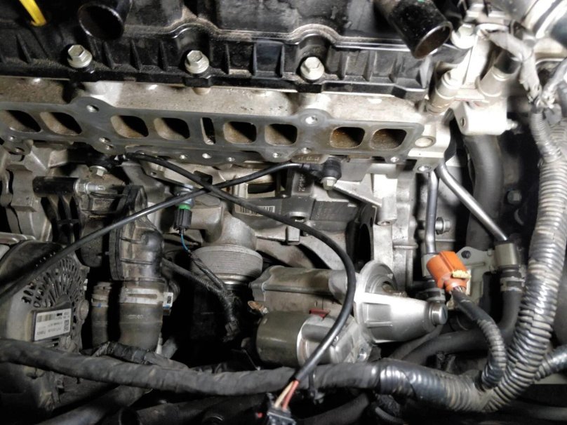 Маслоотделитель Форд фокус 3