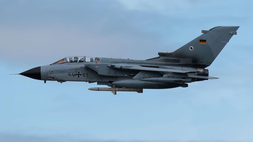 Торнадо истребитель бомбардировщик