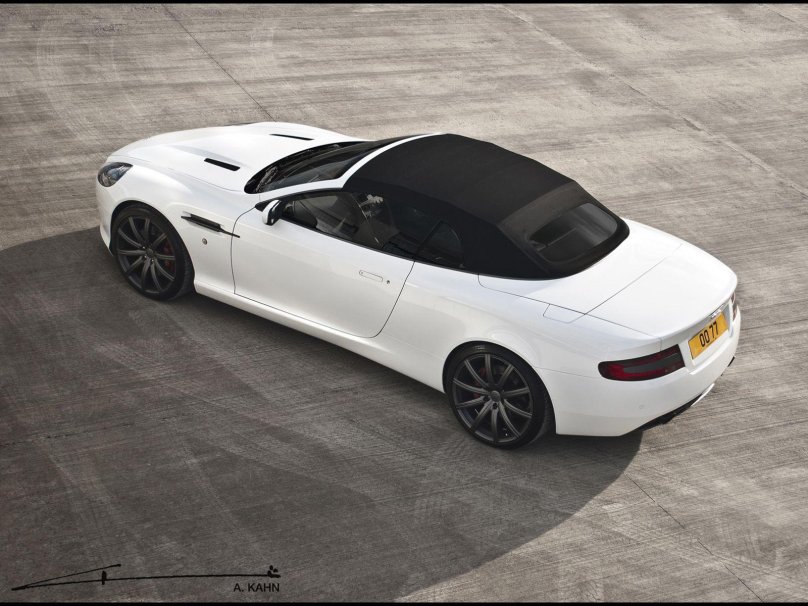 Астон Мартин Воланте