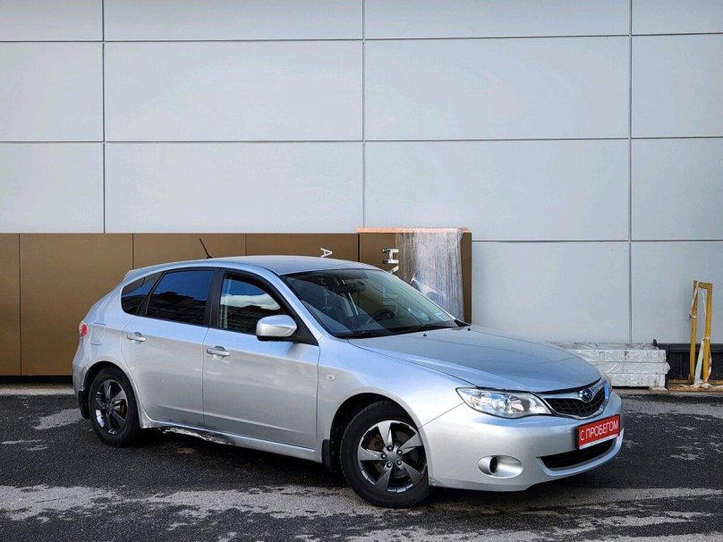 Серебристая Киа Церато 2