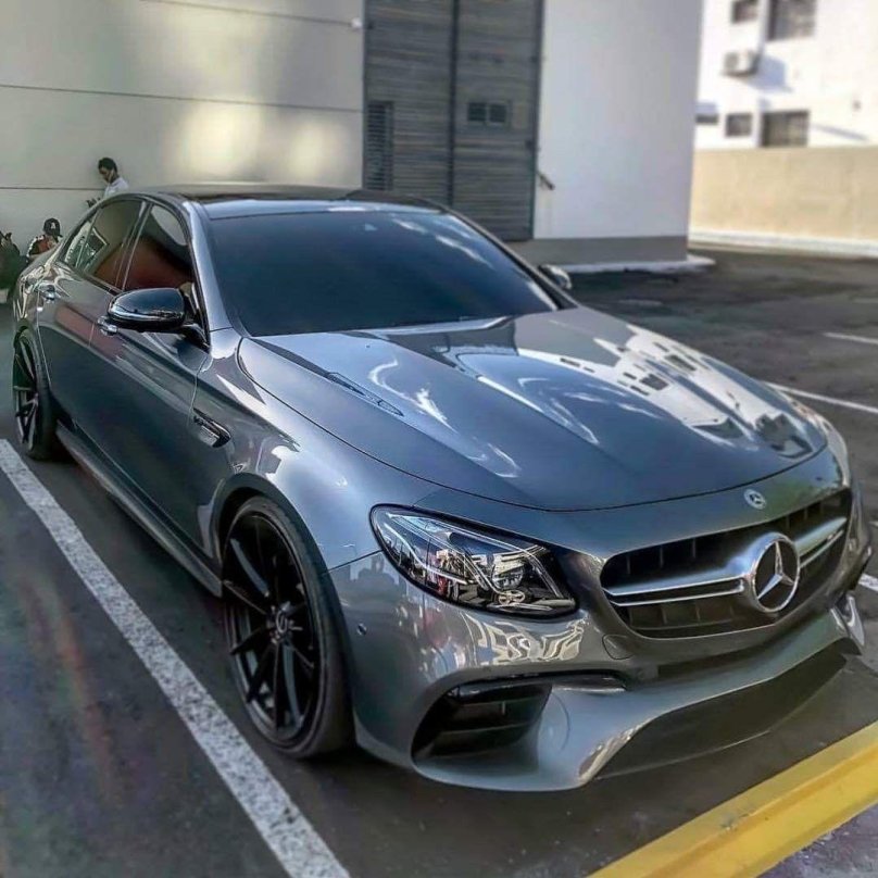 Mercedes e63s AMG
