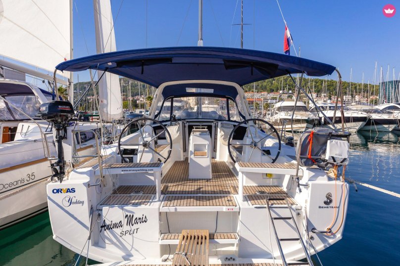 Beneteau oceanis 38