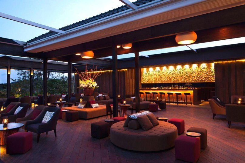 Ресторан на Бали Metis