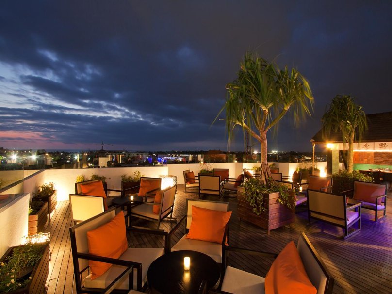 Семиньяк кафе на крыше