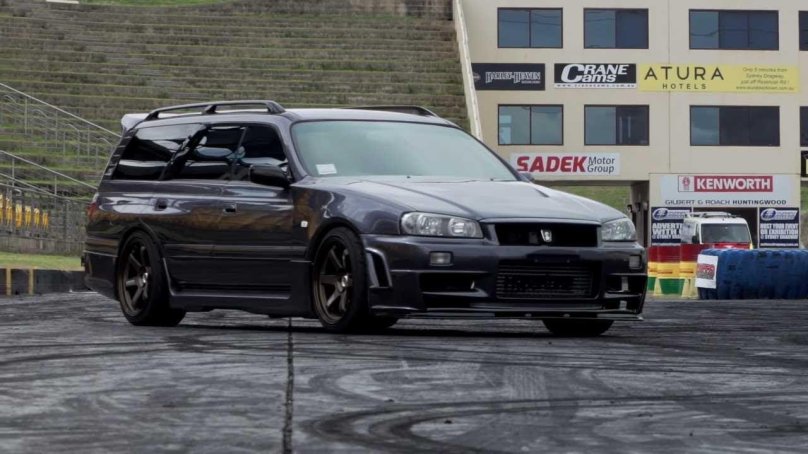 Nissan Stagea r30