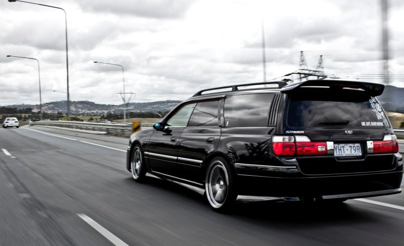 Nissan Stagea 34