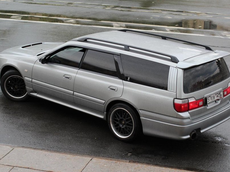 Nissan Stagea 2000