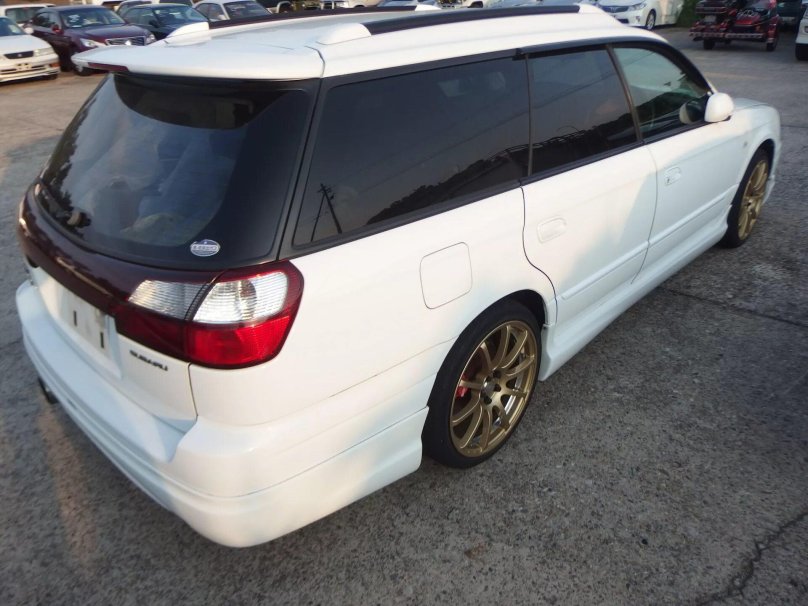 Субару Легаси bh5