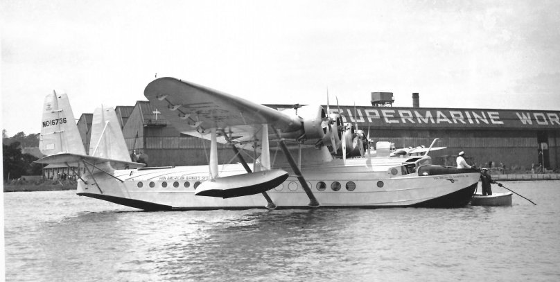 (Летающая лодка Sikorsky s-42 Clipper