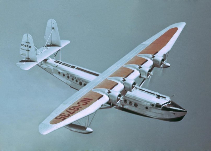 Самолет "летающая лодка" Boeing 314 Clipper