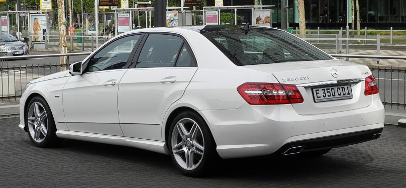 Mercedes Benz e350 w212